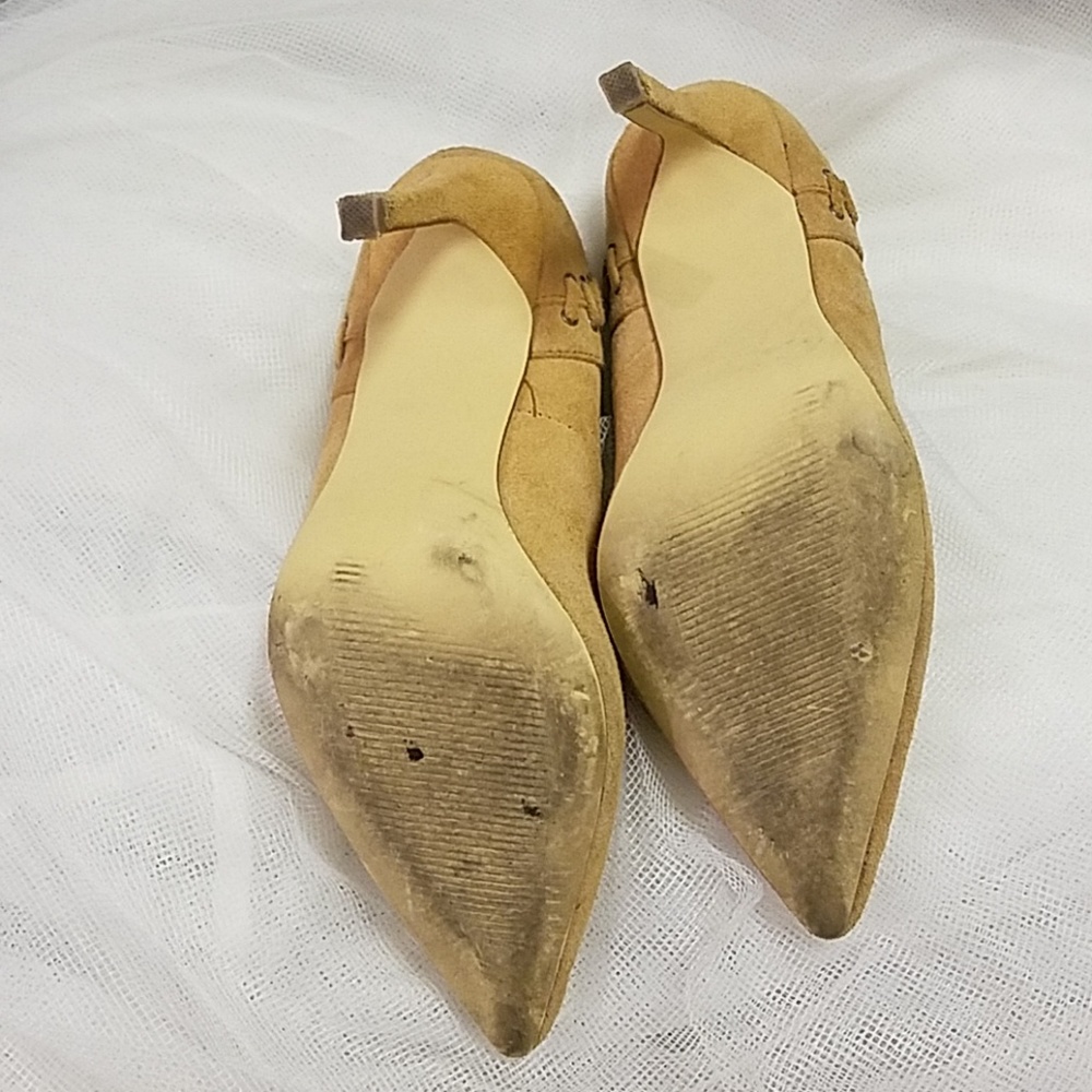 Heels - Picture 5 of 6